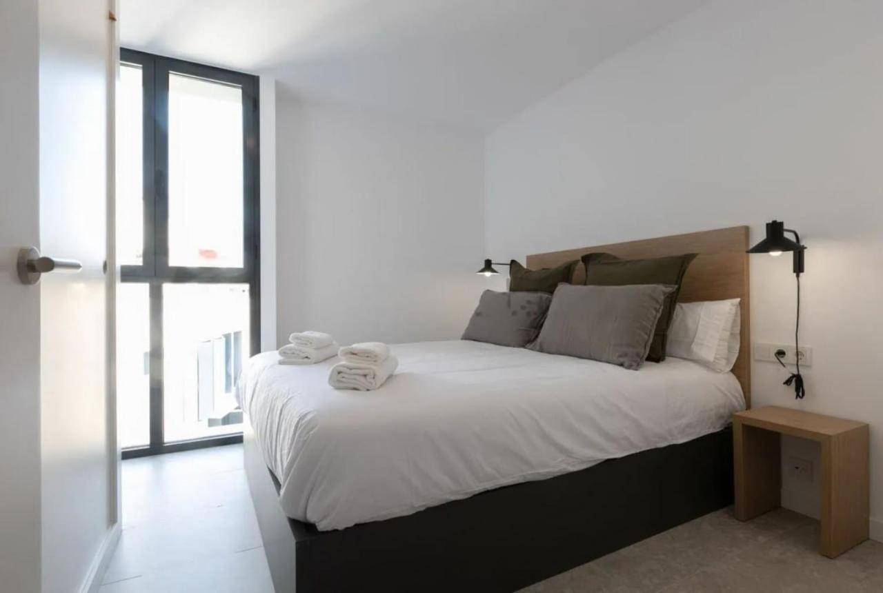 Apartment For Rent In Plaza De La Gardunya Barcelona